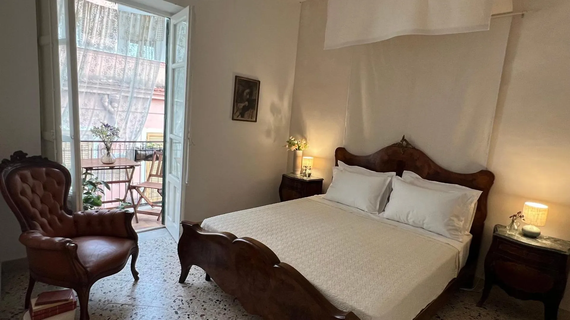 Sarmento Balcony Lejlighed Carini Italien