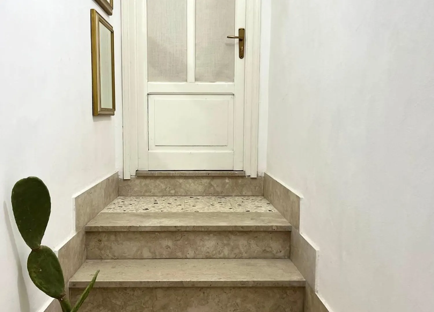 Sarmento Balcony Lejlighed Carini